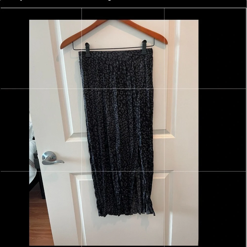 Elan Leopard Print Skirt NWT